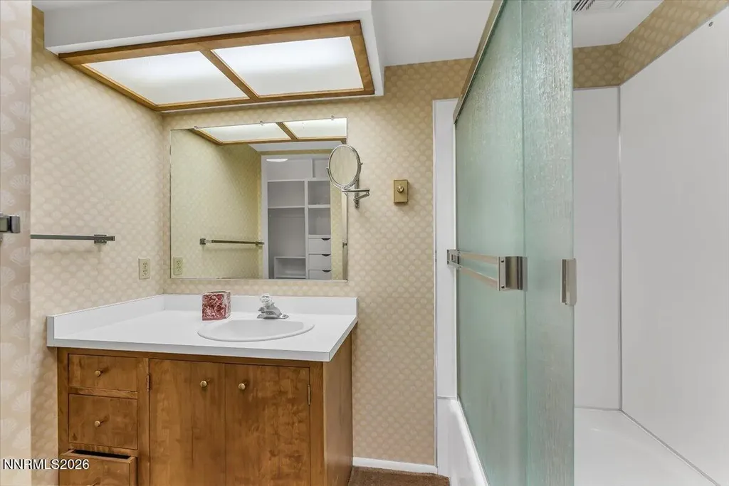 176 Lake Glen Drive Carson City NV 89703