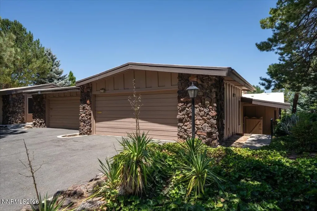 176 Lake Glen Drive Carson City NV 89703