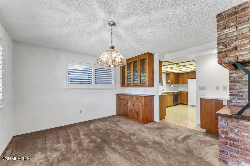 176 Lake Glen Drive Carson City NV 89703