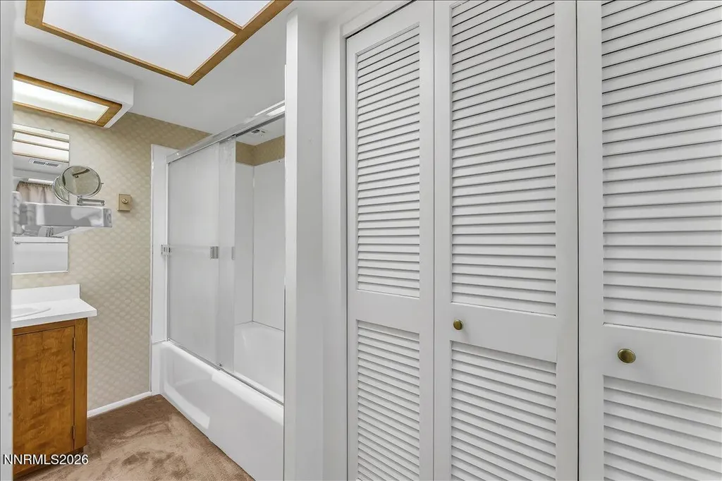 176 Lake Glen Drive Carson City NV 89703