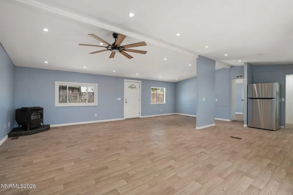 213 Miriam Moundhouse NV 89706