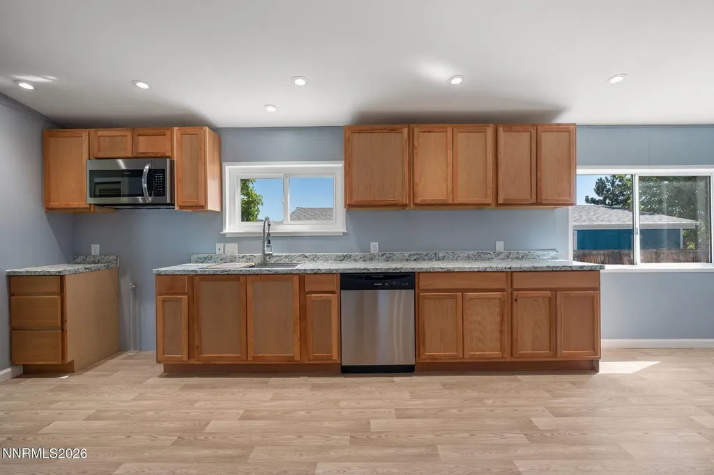 213 Miriam Moundhouse NV 89706