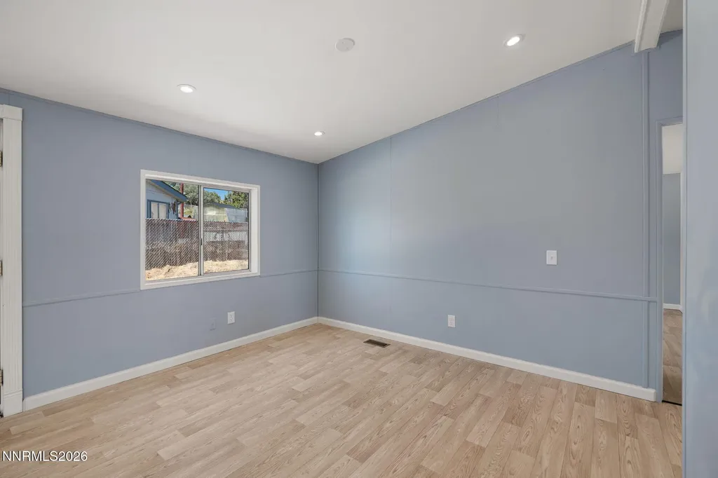213 Miriam Moundhouse NV 89706
