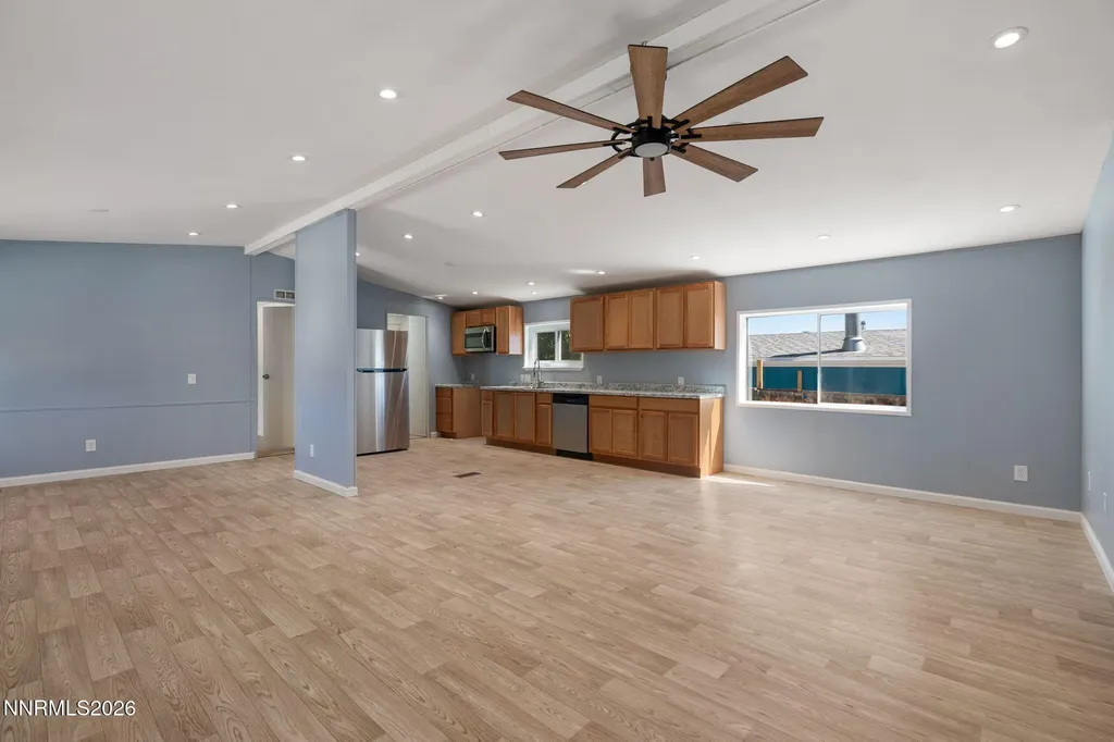 213 Miriam Moundhouse NV 89706