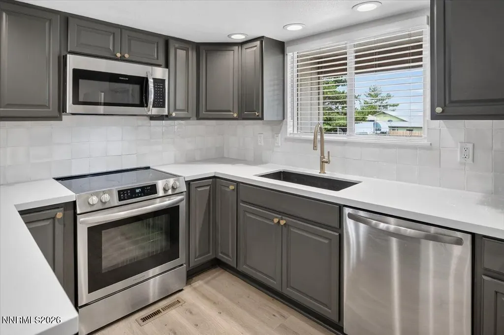 583 Marta Reno NV 89503