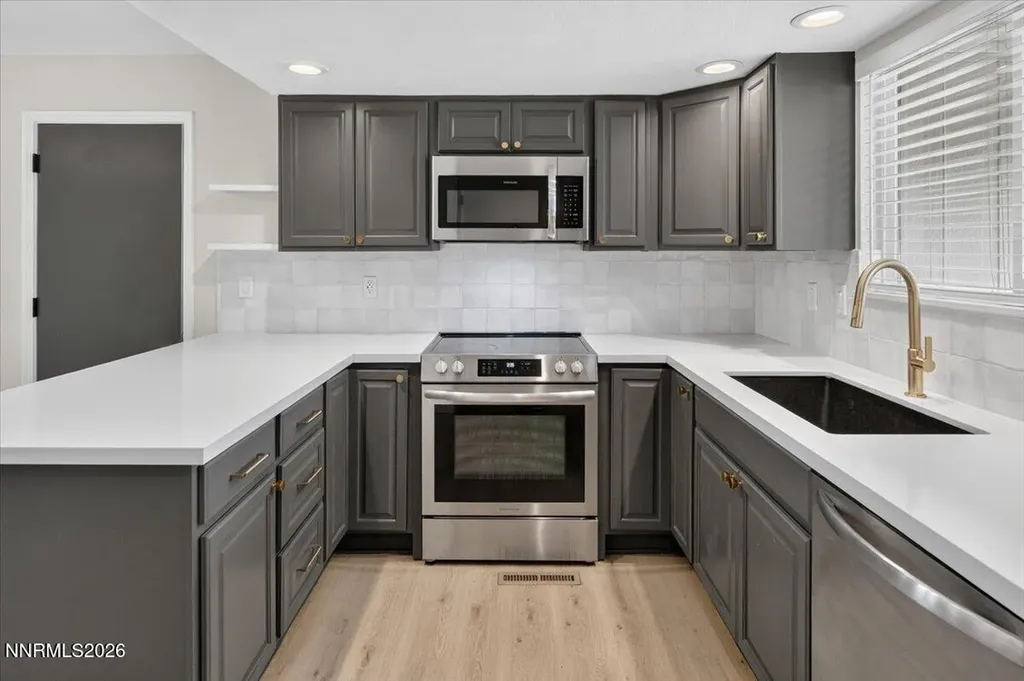 583 Marta Reno NV 89503