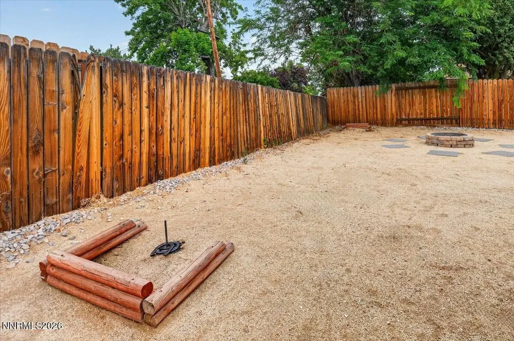 583 Marta Reno NV 89503