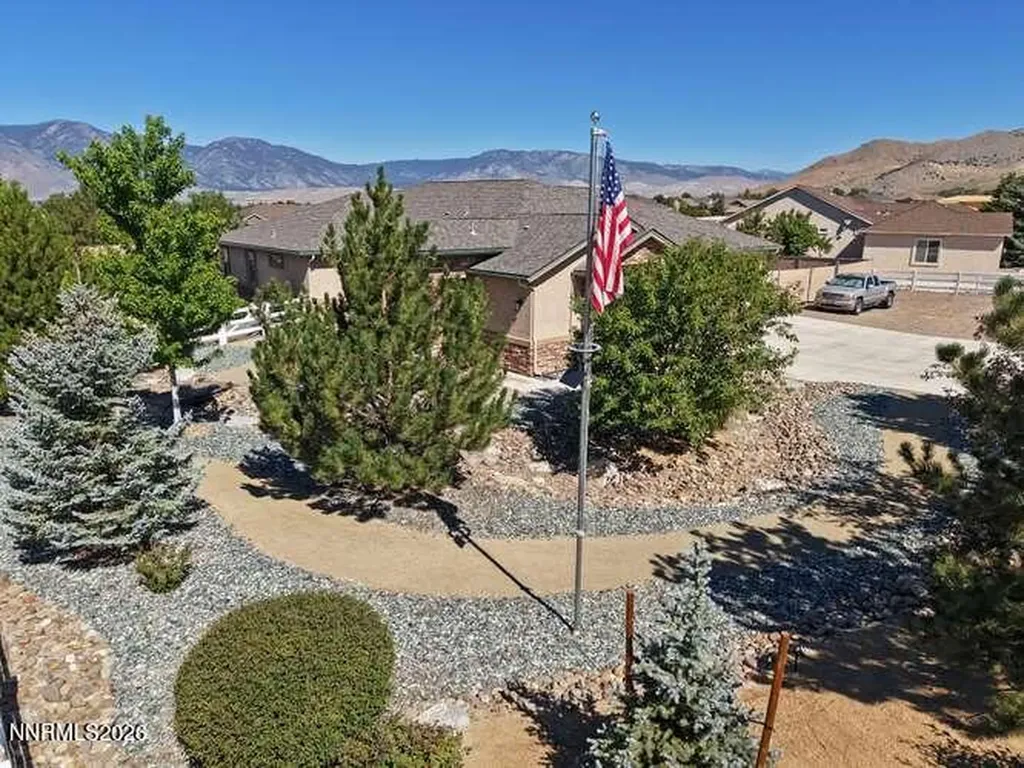 1572 Amber Rose Minden NV 89423
