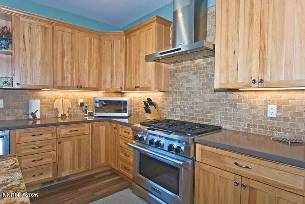 1572 Amber Rose Minden NV 89423