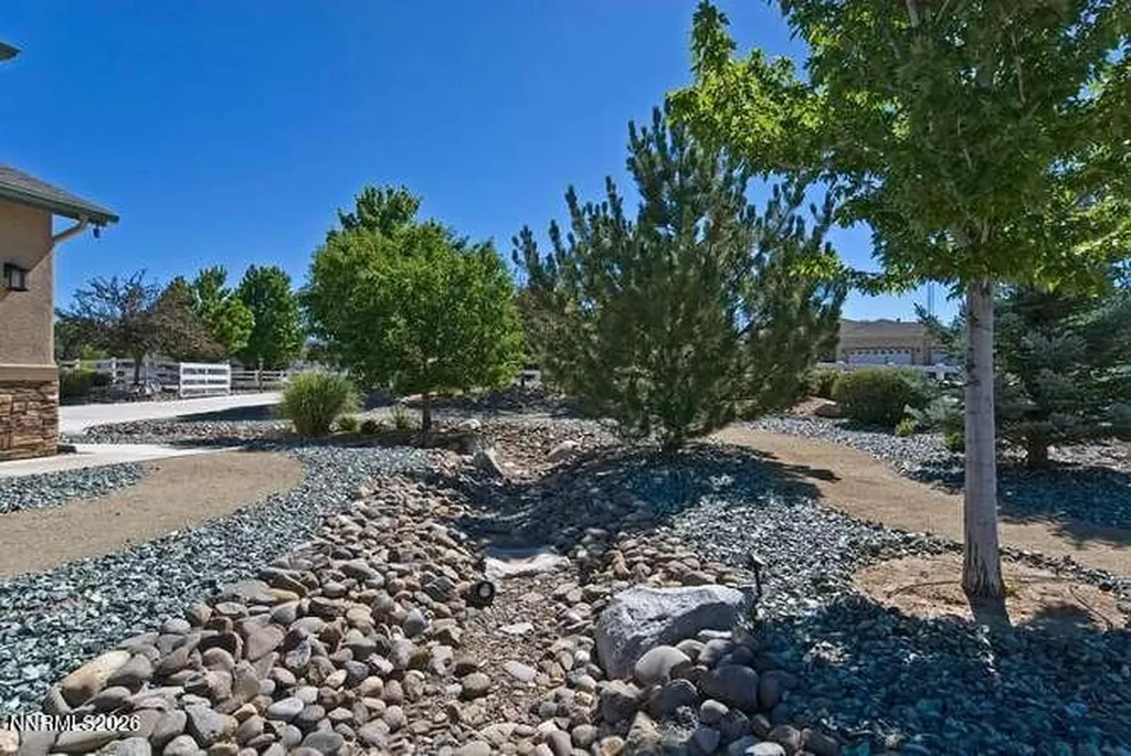 1572 Amber Rose Minden NV 89423