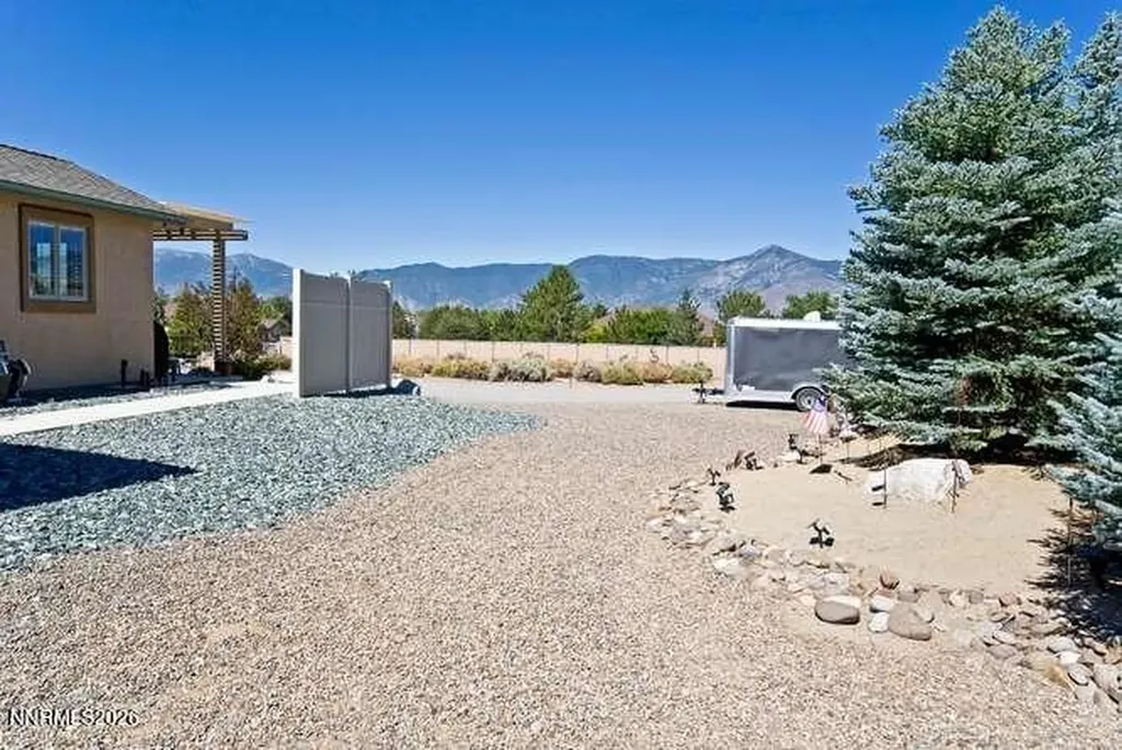 1572 Amber Rose Minden NV 89423