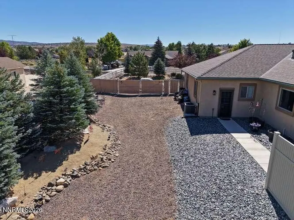 1572 Amber Rose Minden NV 89423