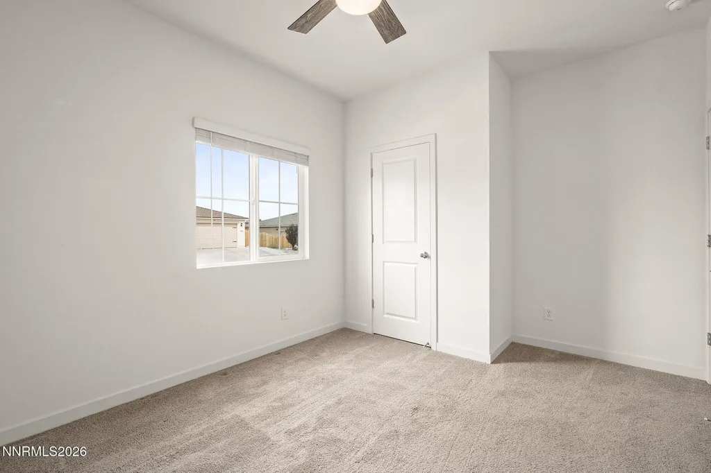 1761 Hearth Fernley NV 89408