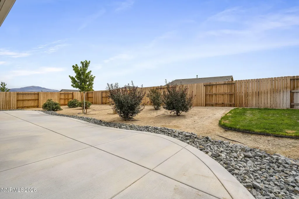 1761 Hearth Fernley NV 89408