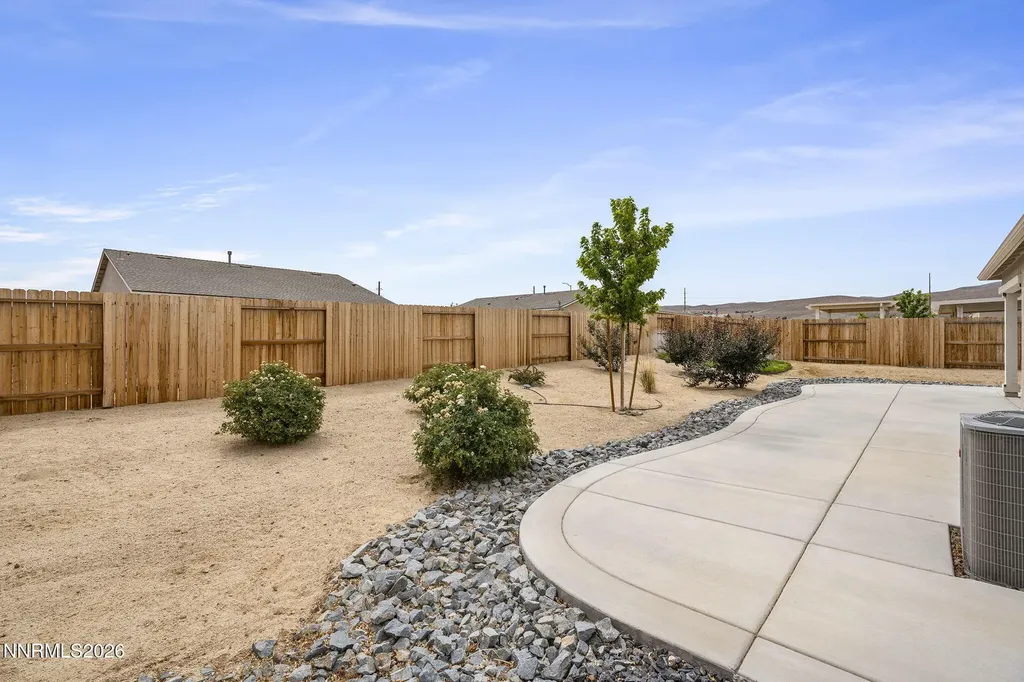 1761 Hearth Fernley NV 89408