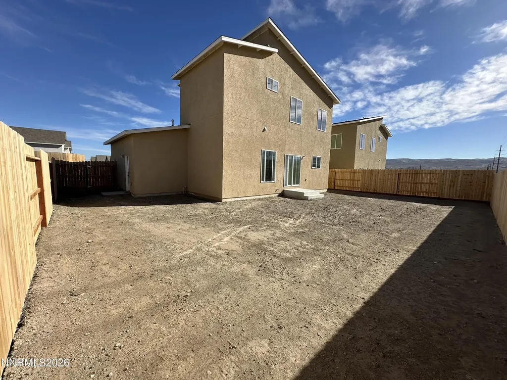 1844 Fort Sutter Fernley NV 89408