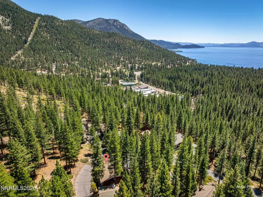 1064 Lucerne Incline Village NV 89451