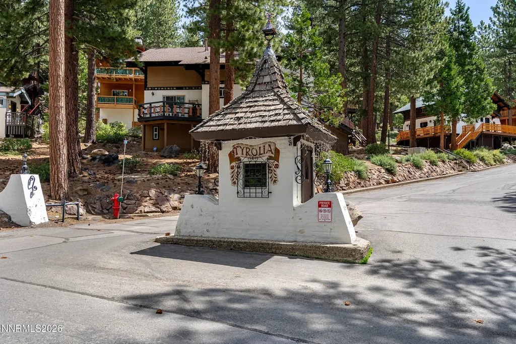 1064 Lucerne Incline Village NV 89451
