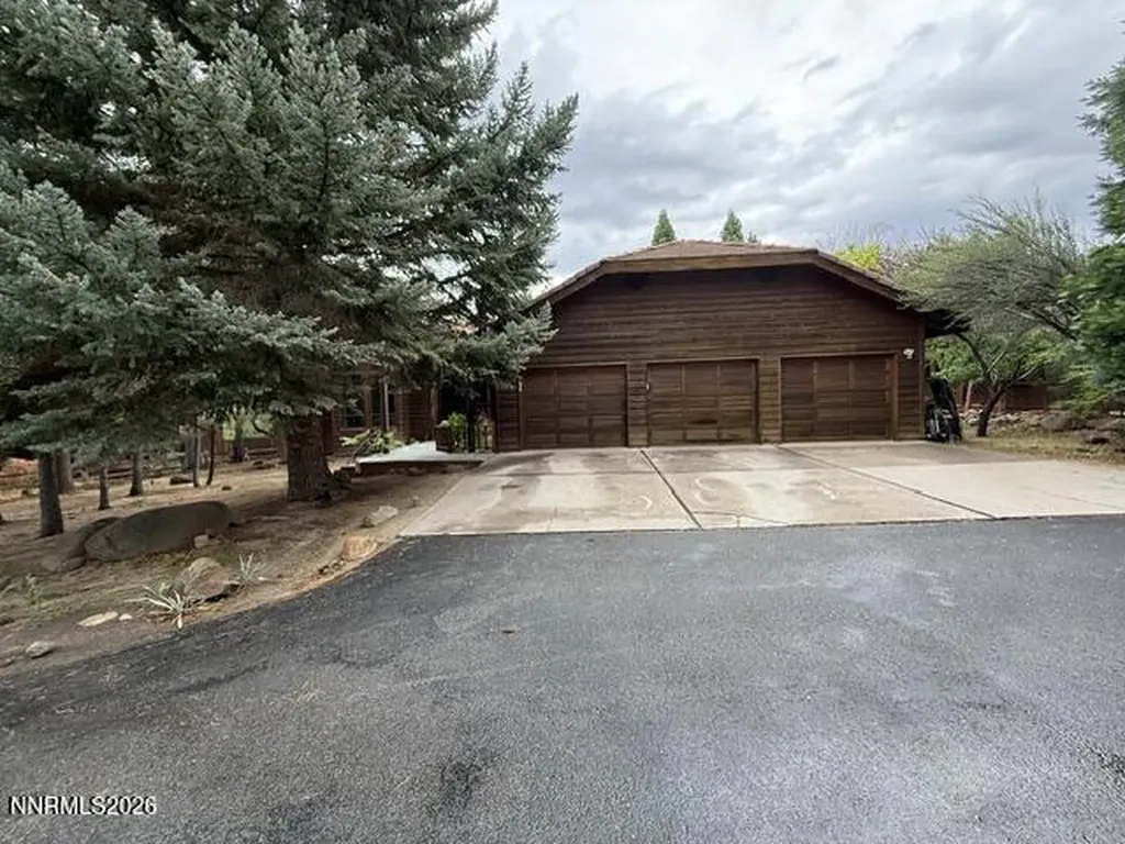 585 Highway 40 Verdi NV 89439