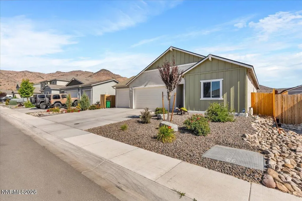 212 Chandler Dayton NV 89403