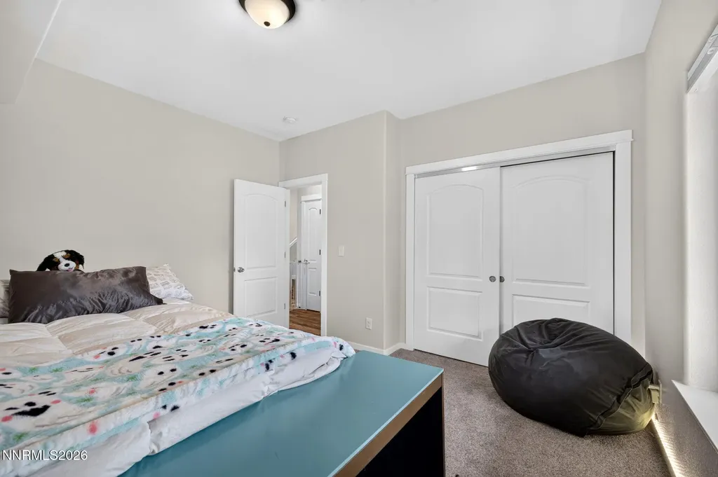 21415 Pinenut Reno NV 89521