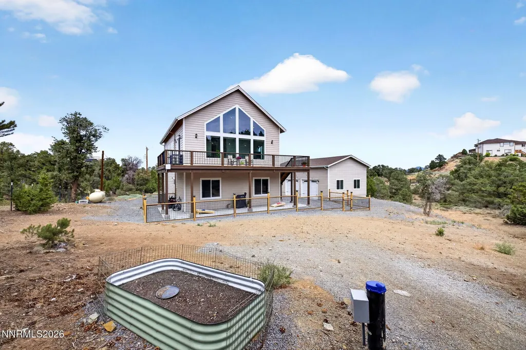 21415 Pinenut Reno NV 89521