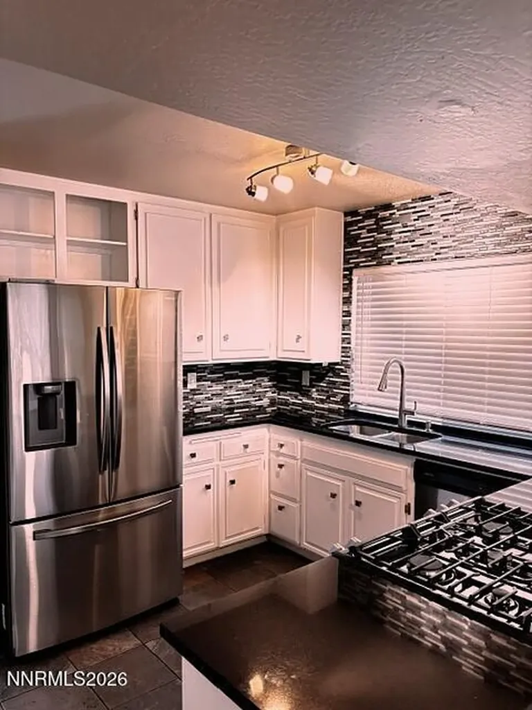 3903 Henry Reno NV 89509