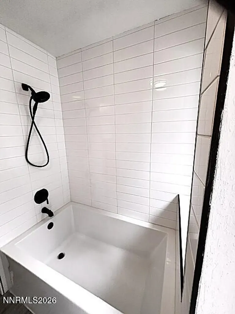 3903 Henry Reno NV 89509
