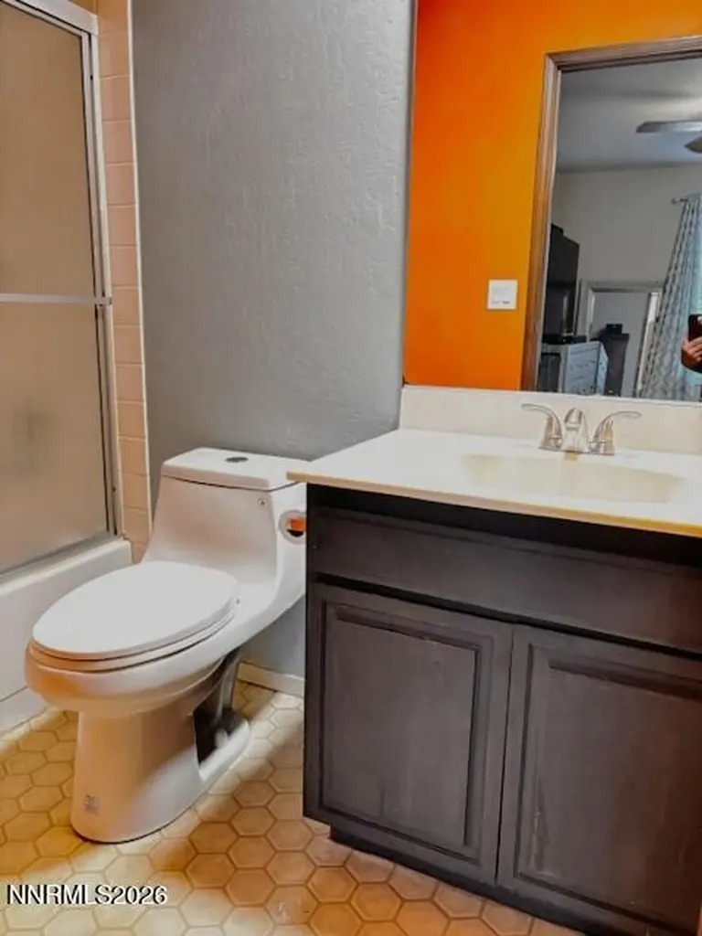 3903 Henry Reno NV 89509