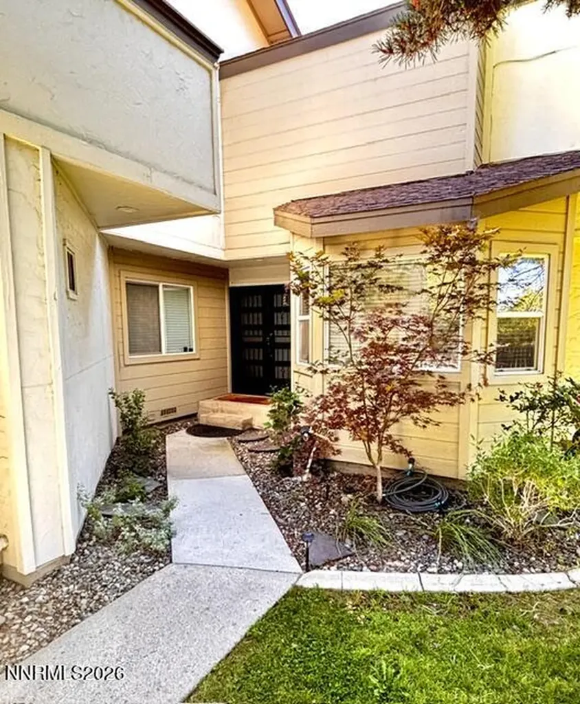 3903 Henry Reno NV 89509