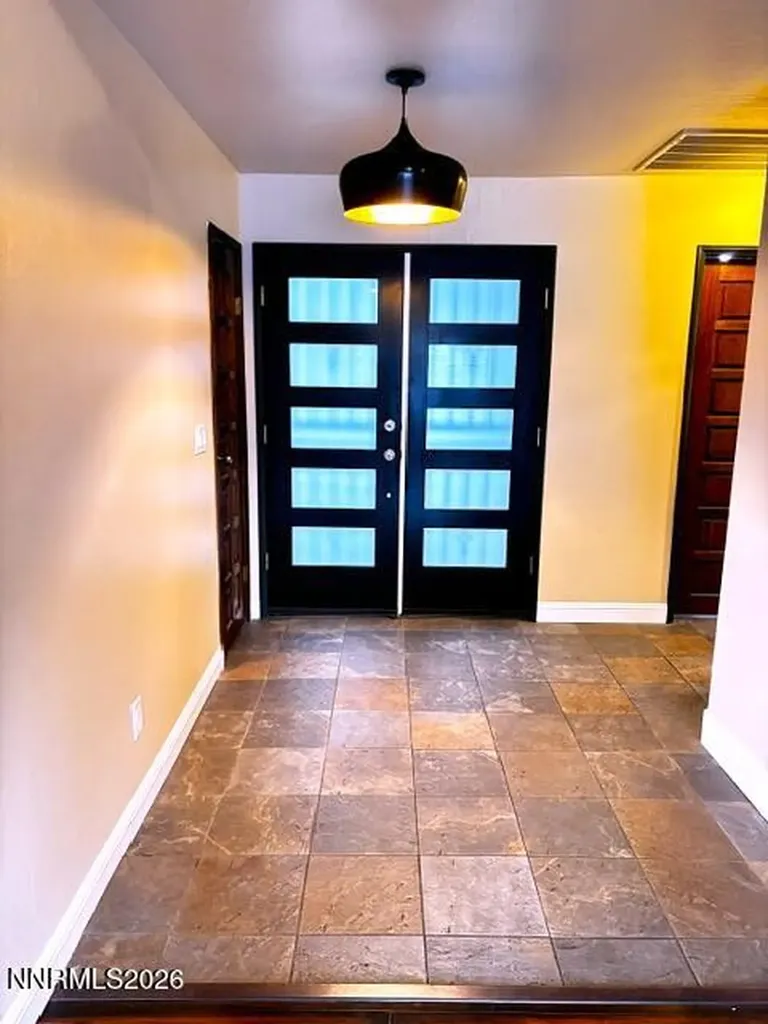 3903 Henry Reno NV 89509