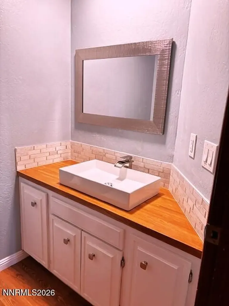 3903 Henry Reno NV 89509