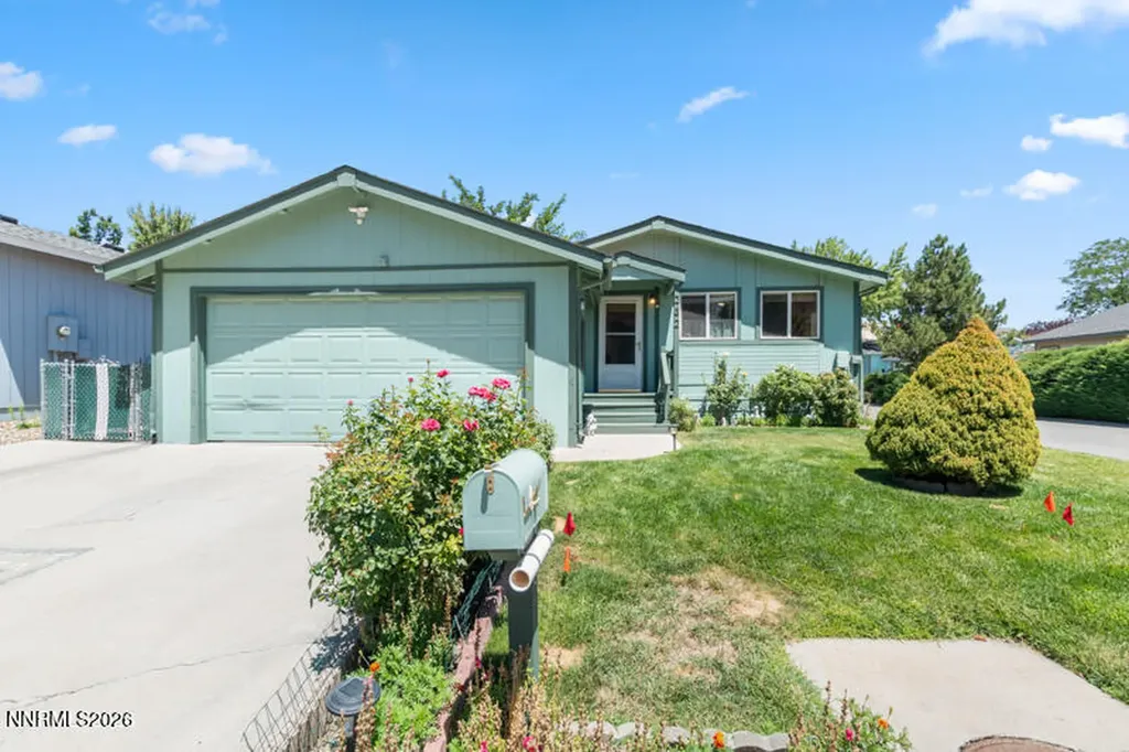 232 Avenue De La Bleu De Clair Sparks NV 89434