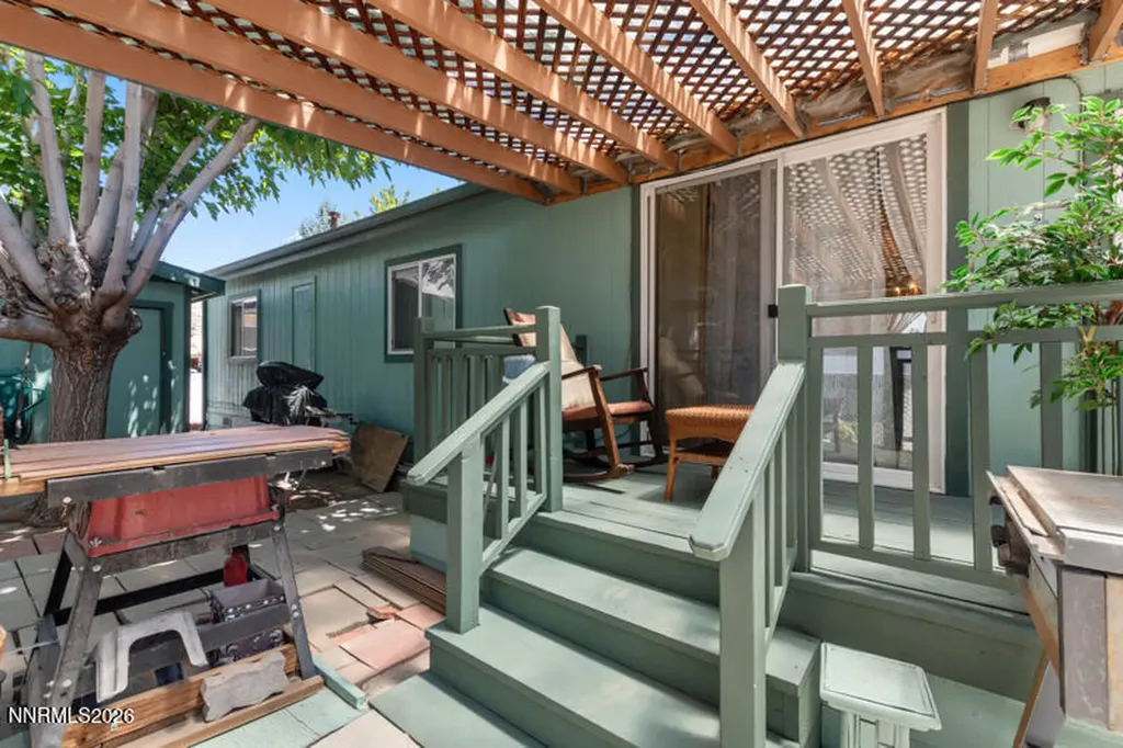 232 Avenue De La Bleu De Clair Sparks NV 89434