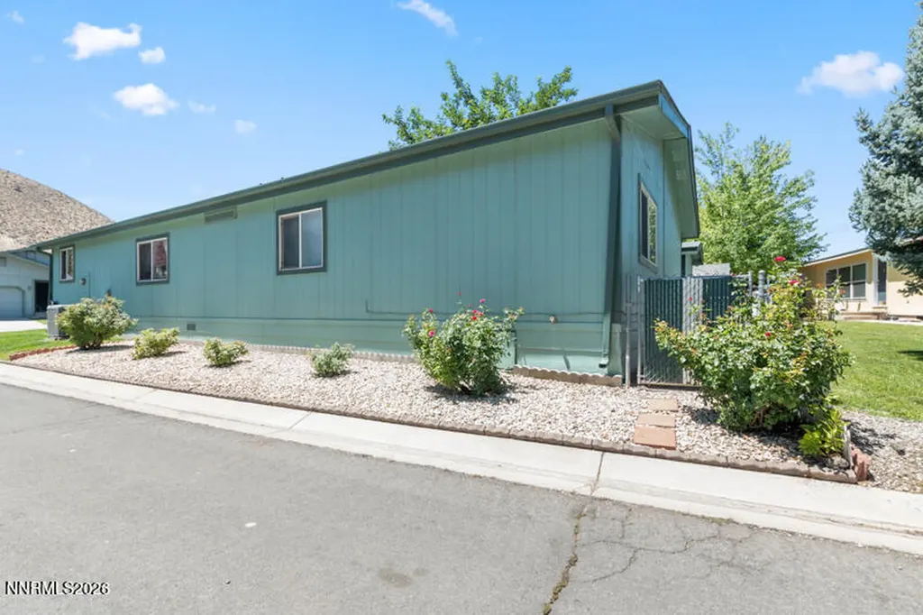 232 Avenue De La Bleu De Clair Sparks NV 89434