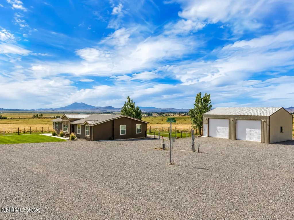 4755 Saddlehorn Winnemucca NV 89445