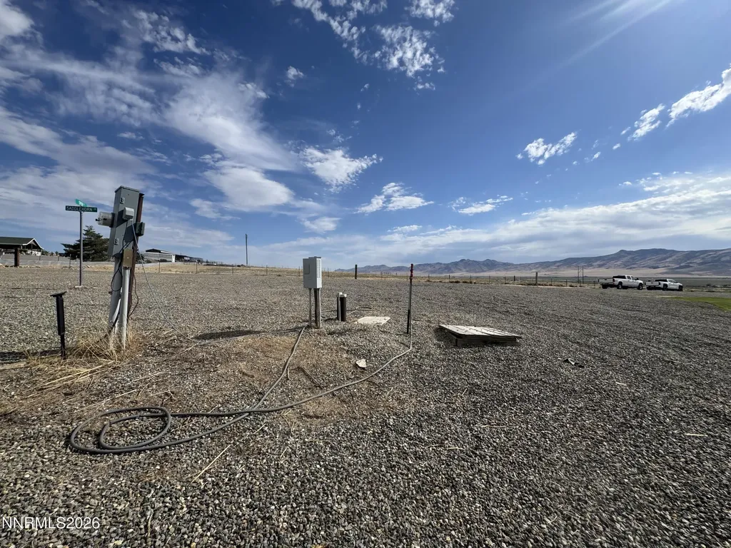 4755 Saddlehorn Winnemucca NV 89445