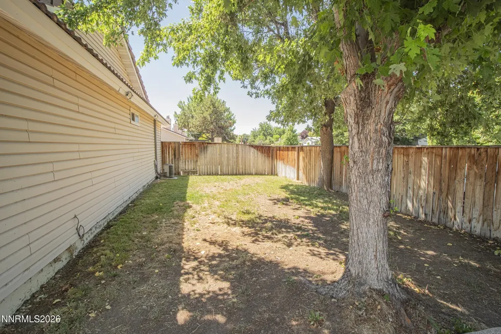 1111 Bradley Sparks NV 89434