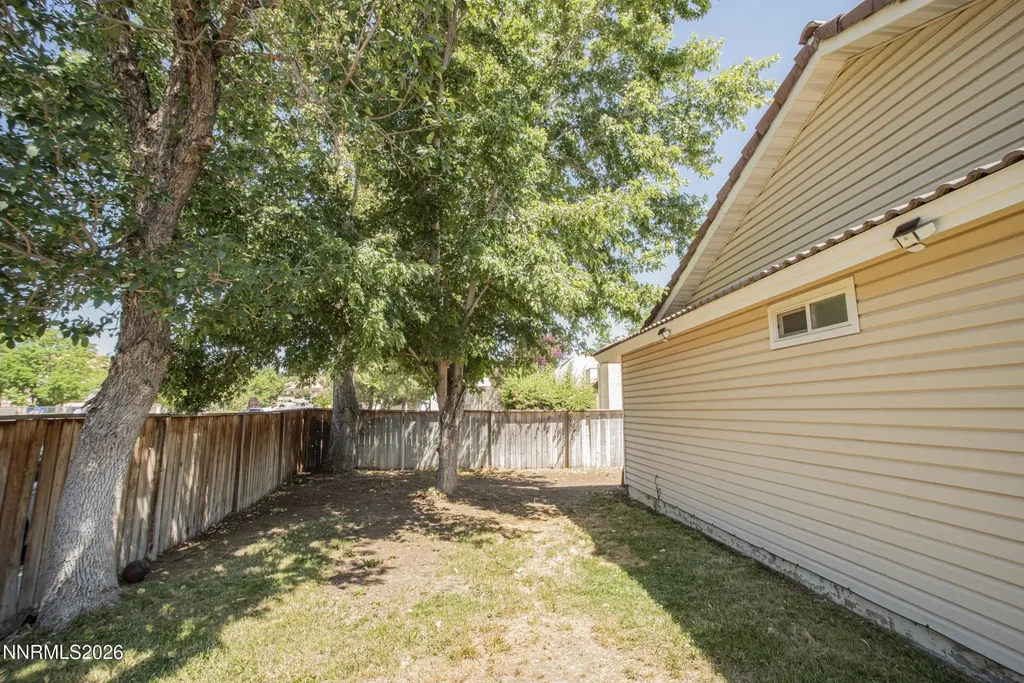 1111 Bradley Sparks NV 89434