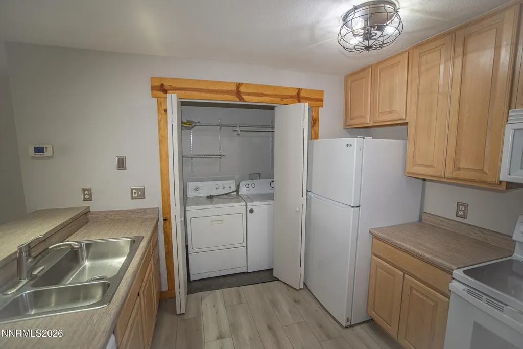 1111 Bradley Sparks NV 89434