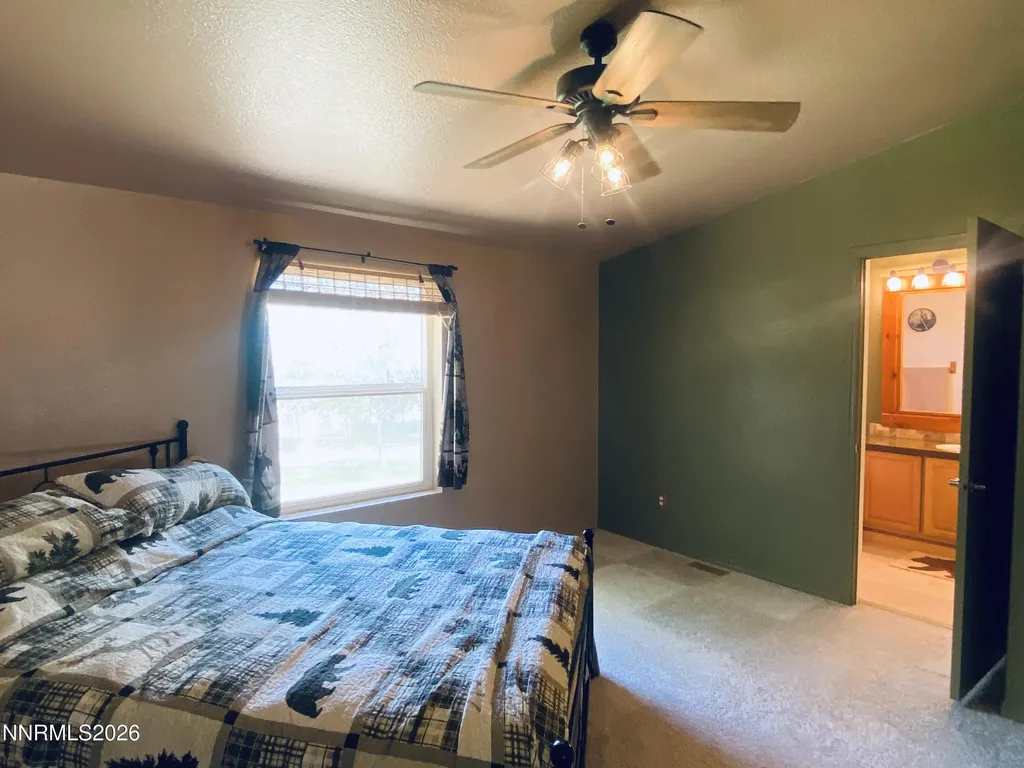 1351 Spruce Silver Springs NV 89429