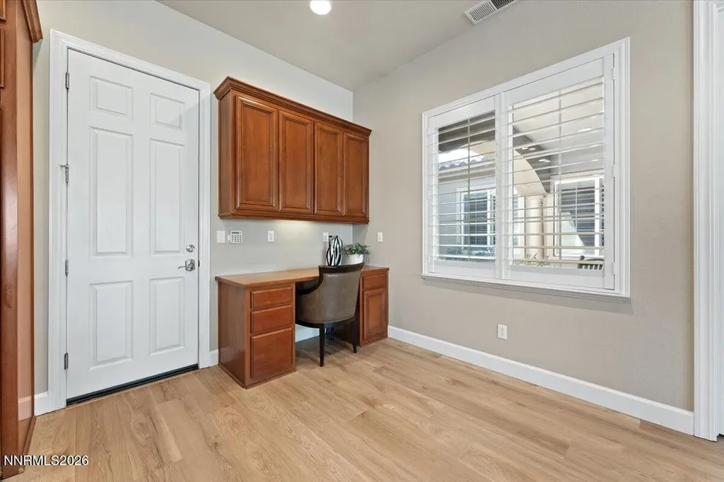 10155 Burghley Reno NV 89521
