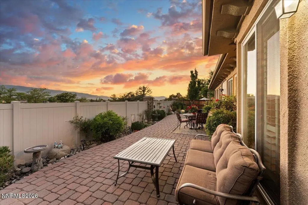 10155 Burghley Reno NV 89521