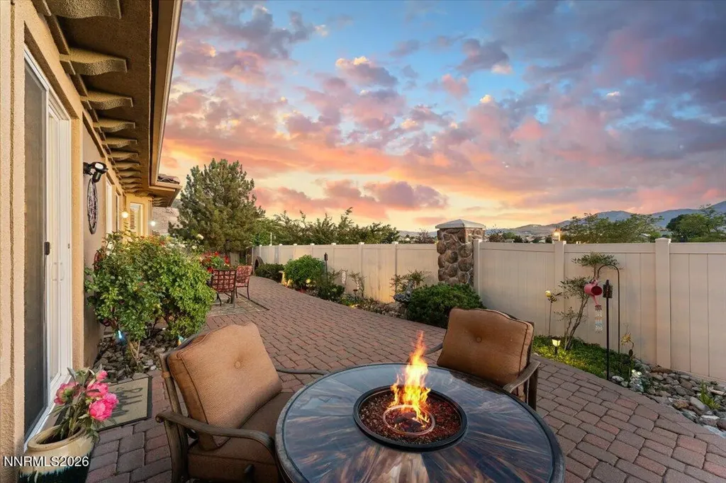 10155 Burghley Reno NV 89521