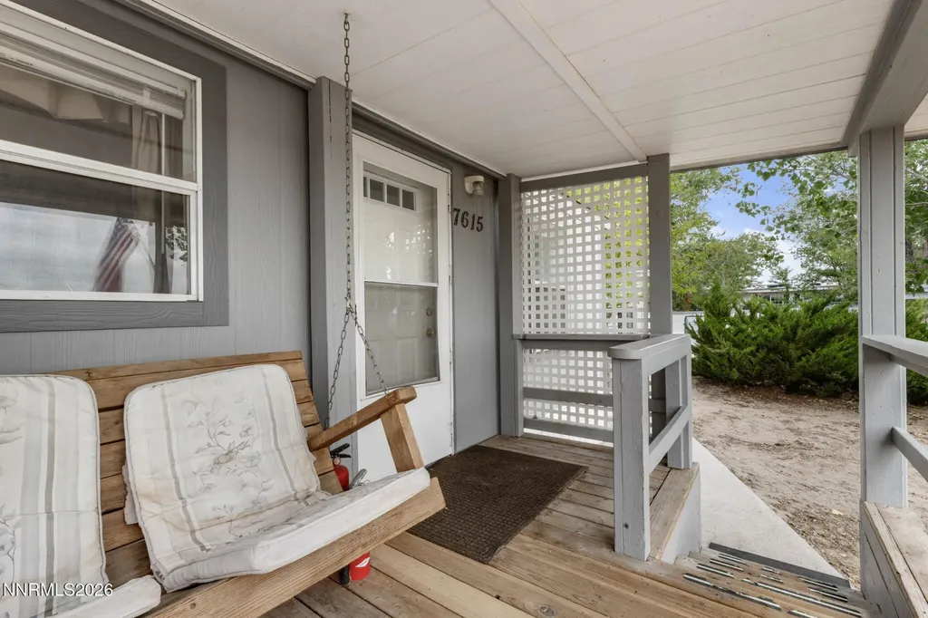 7615 Bass Silver Springs NV 89429