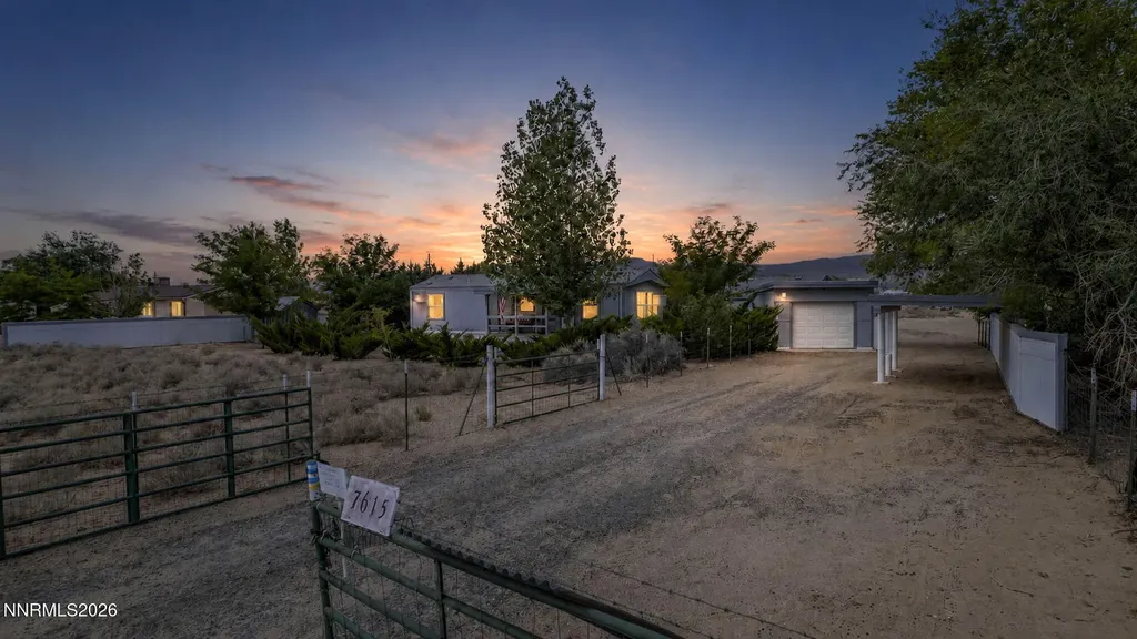 7615 Bass Silver Springs NV 89429