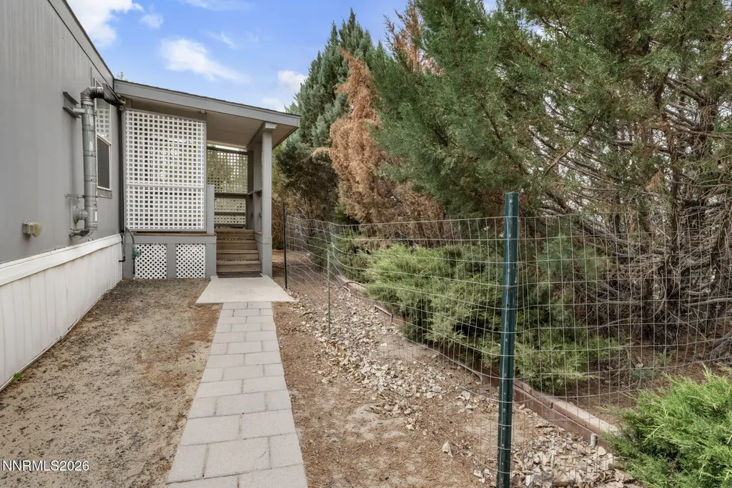 7615 Bass Silver Springs NV 89429