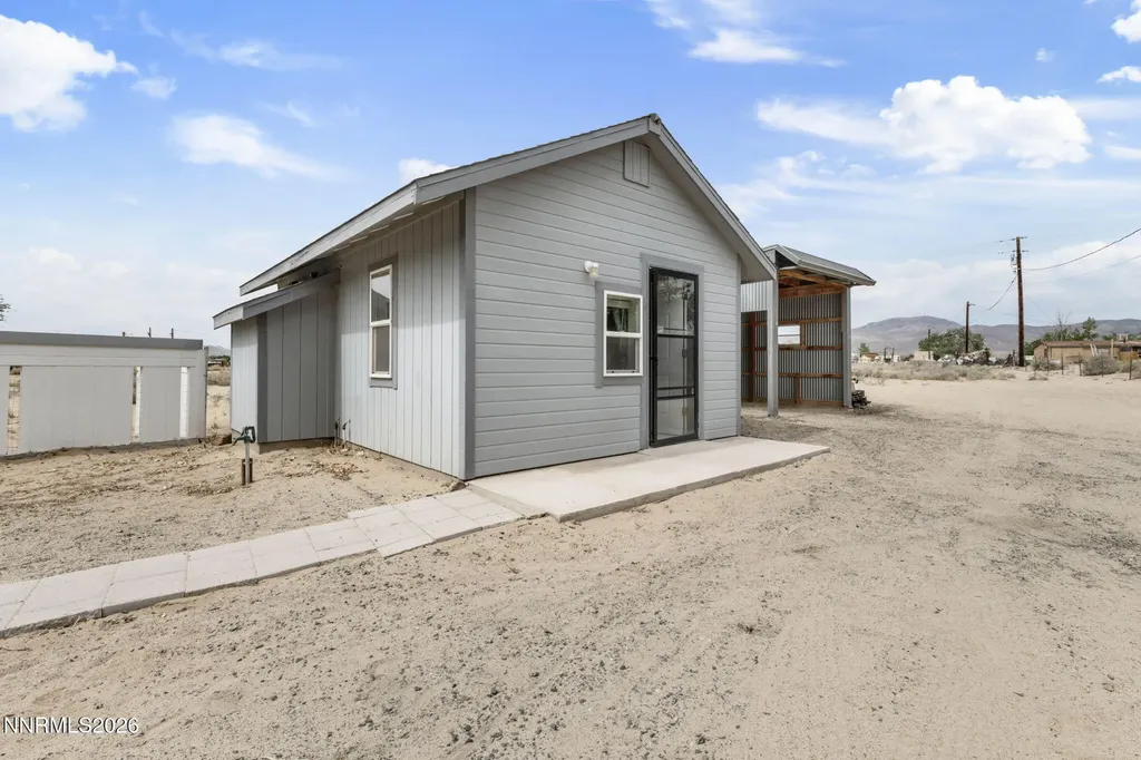 7615 Bass Silver Springs NV 89429