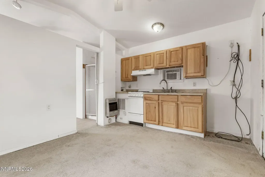 7615 Bass Silver Springs NV 89429