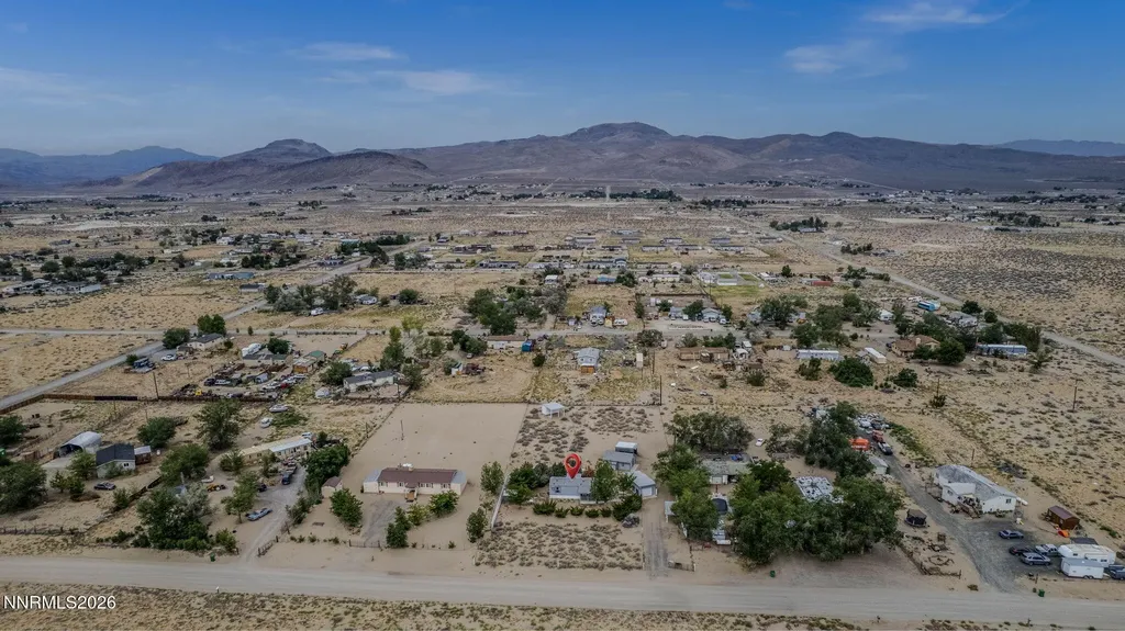 7615 Bass Silver Springs NV 89429
